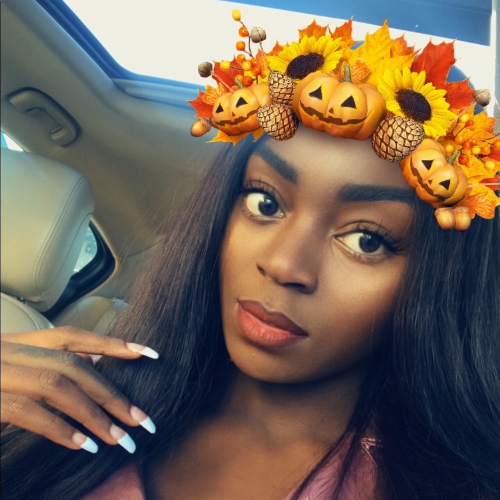 Meet your Posher, Sashay